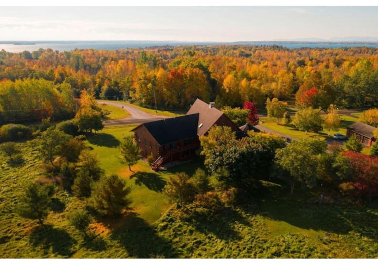 Point Au Roche Lodge Plattsburgh